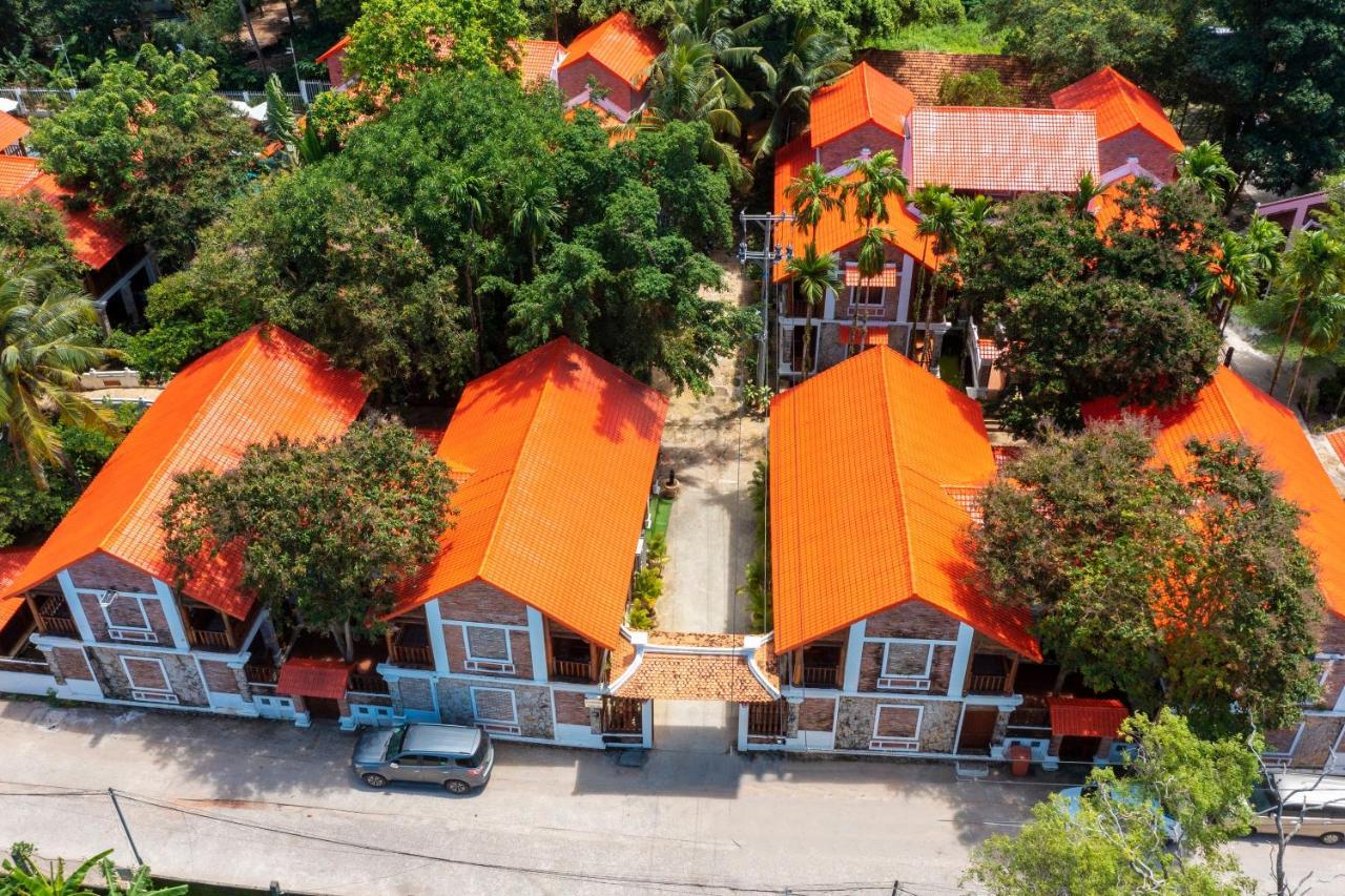Old Town Resort Фу Куок Екстериор снимка